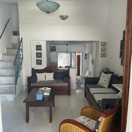 Charming Beach House 2 Minutes From The Sea! Hanioti