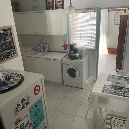 Charming Beach House 2 Minutes From The Sea! * Hanioti