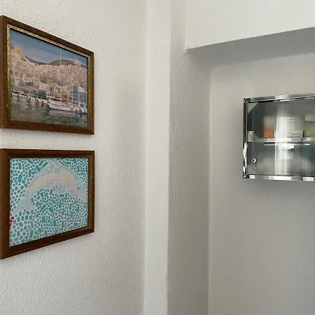Σπίτι διακοπών Charming Beach House 2 Minutes From The Sea! *